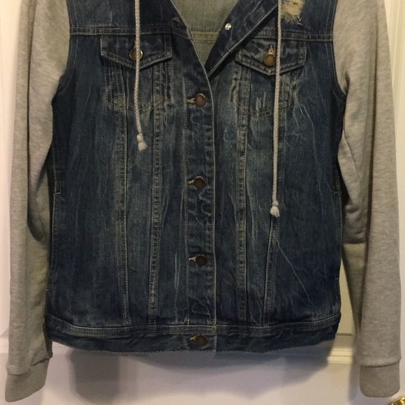 Jean Jacket - Picture 4 of 7